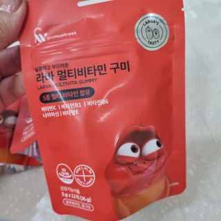 [푸름웰니스] 라바 멀티비타민 구미 36g — 5점을 준 리뷰어가 2022년 4월 올린 사용 사진