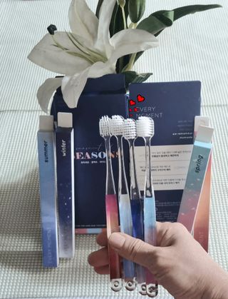 에브리모먼트 에브리 모먼트 칫솔 Every moment toothbrush — 5점을 준 리뷰어가 2022년 2월 올린 사용 사진