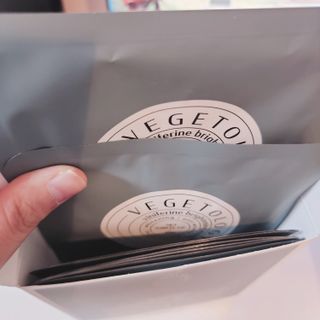 베지톨로지 비니페린 브라이트닝 마스크 (10매입) — 5점을 준 리뷰어가 2022년 7월 올린 사용 사진