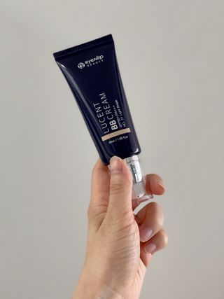 아이앤립 / EYENLIP 아이앤립 루센트 비비크림 2 Color — 4.5점을 준 리뷰어가 2021년 7월 올린 사용 사진