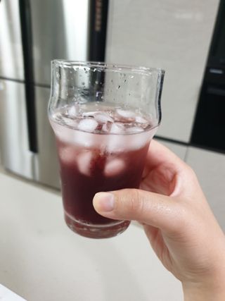 세렌디뷰티_이너뷰티 티톡스 로즈 베리 — 3점을 준 리뷰어가 2021년 5월 올린 사용 사진