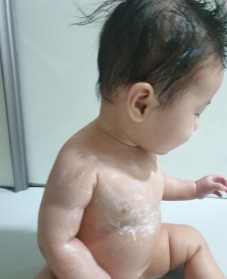 mom e 맘이 내추럴 베이비 케어 샴푸앤바스+로션 — 리뷰어가 2021년 1월 올린 사용 사진