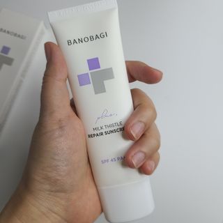 바노바기 코스메틱 바노바기 밀크씨슬 리페어 시카 선스크린 플러스 50ml — 5점을 준 리뷰어가 2023년 1월 올린 사용 사진