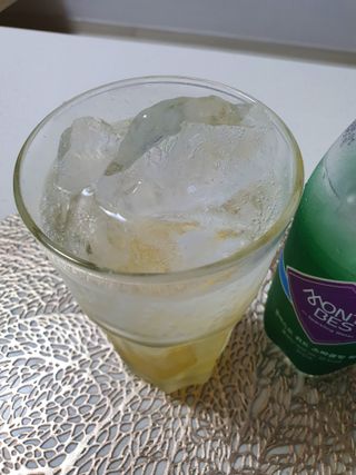 몽베스트 Montbest with Sparkling water Plain 20병 — 5점을 준 리뷰어가 2022년 7월 올린 사용 사진