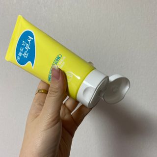 IO 아이오 오늘도 넌 눈부셔 - 데일리 스크럽 클렌징폼 — 4점을 준 리뷰어가 2021년 2월 올린 사용 사진