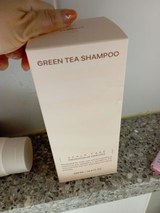 프리마인 더이상 뻣뻣하고 효과없는 탈모샴푸는 NO. 근본부터 케어하는 셀베이스 그린티샴푸(500ml) — 5점을 준 리뷰어가 2023년 5월 올린 사용 사진