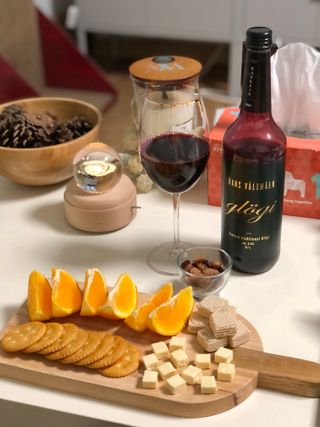 H365 [Kaskein Glögi] 핀란드 전통 무알콜 멀드와인 글로기 — 2.5점을 준 리뷰어가 2021년 5월 올린 사용 사진
