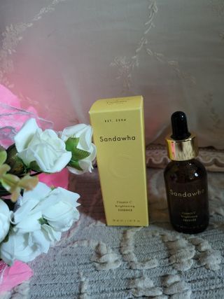 스킨큐어 산다화 비타민c 화이트닝 에센스 30ml — 5점을 준 리뷰어가 2023년 12월 올린 사용 사진
