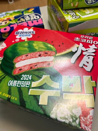 2024 오리온 여름한정판 초코파이 수박 / 후레쉬베리 멜론 / 멜론송이 — 5점을 준 리뷰어가 2024년 8월 올린 사용 사진