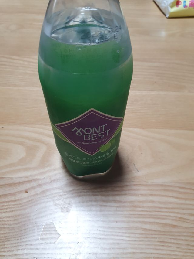 Montbest with Sparkling water Lime20병 리뷰 사진