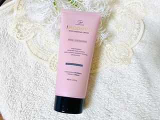 오투에니원 인컨보 바디 퍼퓸 크림 200ml — 4.5점을 준 리뷰어가 2023년 2월 올린 사용 사진