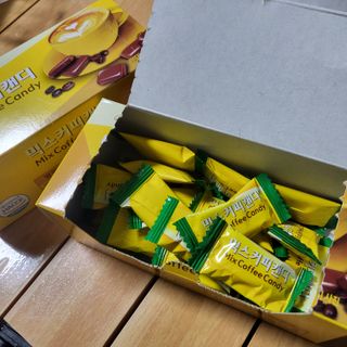(주) 피치코리아 믹스커피캔디76g x2개입 — 5점을 준 리뷰어가 2022년 11월 올린 사용 사진