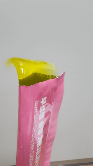 MF[뷰트리] 부르릉 슬림 가르시니아 MAX 2,800mg — 4점을 준 리뷰어가 2023년 9월 올린 사용 사진