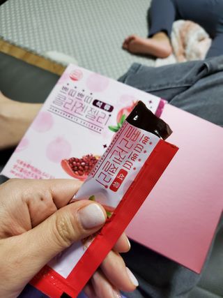 헬스업_쁘띠쁘띠석류콜라겐젤리_20g x 14포 — 5점을 준 리뷰어가 2021년 2월 올린 사용 사진