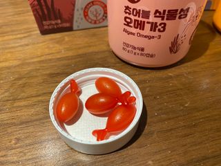 앙팡 츄어블 식물성 오메가3 1000mg x 80캡슐 — 5점을 준 리뷰어가 2022년 11월 올린 사용 사진