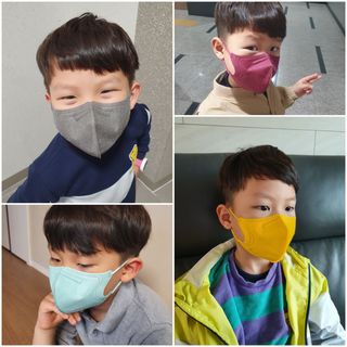 [블루 본 아이노우] 유아용 컬러마스크 40 PCS SET 2중 택 1 — 5점을 준 리뷰어가 2021년 4월 올린 사용 사진
