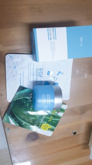 Dr.느루벗 느루벗 모이스쳐 24 크림 — 5점을 준 리뷰어가 2021년 1월 올린 사용 사진