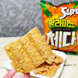 강렬한 태양의 맛 썬의 신제품, 썬 할라피뇨체다 — 5점을 준 리뷰어가 2022년 6월 올린 사용 사진