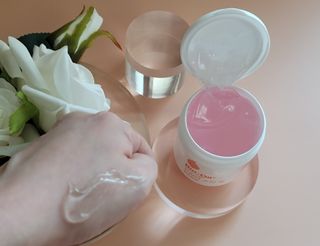 바이오오일 [바이오-오일] 드라이 스킨 젤 100ml — 4점을 준 리뷰어가 2021년 12월 올린 사용 사진