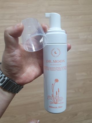 MF프리 [닥터문] 유산균 락토케어 질경초 여성청결제 200ml (폼타입) — 5점을 준 리뷰어가 2022년 6월 올린 사용 사진