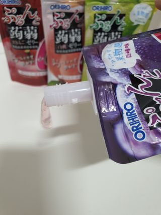 ORIHIRO 오리히로 곤약젤리 제로칼로리 130g 4종 4팩(맛별로 1팩씩) — 5점을 준 리뷰어가 2023년 3월 올린 사용 사진