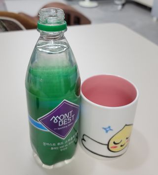 몽베스트 Montbest with Sparkling water Plain 20병 — 4점을 준 리뷰어가 2022년 12월 올린 사용 사진
