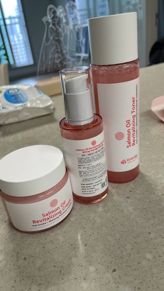 아이앤립 / EYENLIP 아이앤립 연어오일 리바이탈라이징 토너+앰플+크림 3종 세트 — 4.5점을 준 리뷰어가 2021년 8월 올린 사용 사진