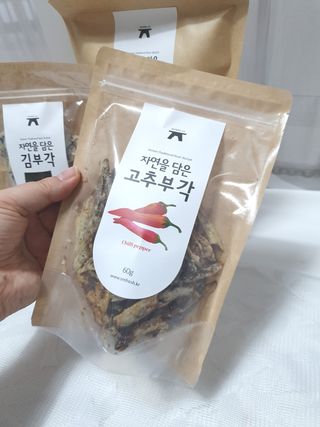 자연을담은모듬부각 — 5점을 준 리뷰어가 2022년 1월 올린 사용 사진