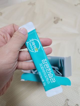 [유산균] 오마이락 장편한습관 프로바이오틱스 30P — 5점을 준 리뷰어가 2022년 12월 올린 사용 사진