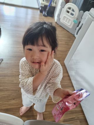 [팔도] 잔망루피젤리 믹스베리맛 42g 8개 — 4점을 준 리뷰어가 2022년 2월 올린 사용 사진