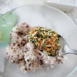 해풀잎 누구나 김밥*1ea [(혼합야채 35g *1ea,  김밥김 (5g, 5ea),  양념간장 (6g, 5ea), 참기름(5g, 2ea)] — 5점을 준 리뷰어가 2022년 7월 올린 사용 사진