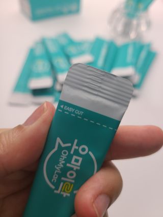 [유산균] 오마이락 장편한습관 프로바이오틱스 30P — 4점을 준 리뷰어가 2022년 11월 올린 사용 사진