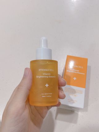 체르엠 스템앤셀 비타민 브라이트닝 에센스 30ml 1개 — 5점을 준 리뷰어가 2021년 9월 올린 사용 사진