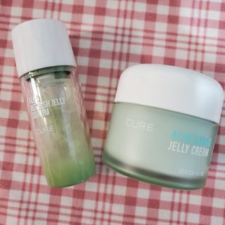 김정문알로에 큐어 큐어 알로에 리프레쉬 젤리 세럼, 큐어 알로에 하이드로 젤리 크림 — 5점을 준 리뷰어가 2021년 2월 올린 사용 사진