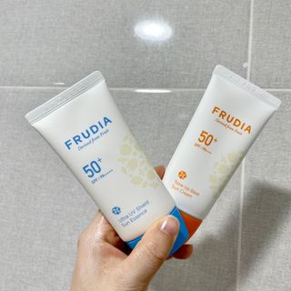 [후르디아] 혼합자차 선 에센스+톤업 선크림 2종 — 5점을 준 리뷰어가 2021년 6월 올린 사용 사진