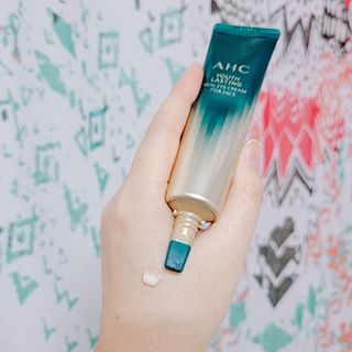 [NEW 탄력유턴 아이크림] AHC 유스 래스팅 리얼 아이크림 포 페이스 — 5점을 준 리뷰어가 2021년 1월 올린 사용 사진