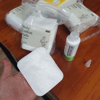 디어엘로디 프리미엄 유기농 베이비 솜티슈 40매 3 + 1 PACK — 4점을 준 리뷰어가 2021년 3월 올린 사용 사진