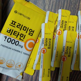 서울약사신협 프리미엄 비타민C 1,000mg_2.5g x 50포 — 5점을 준 리뷰어가 2021년 10월 올린 사용 사진