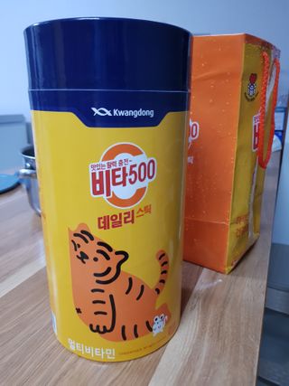광동생활건강 프리 [광동] VB와 VC를 함유한 멀티 비타민 비타 500 데일리 스틱 180포 — 5점을 준 리뷰어가 2022년 8월 올린 사용 사진