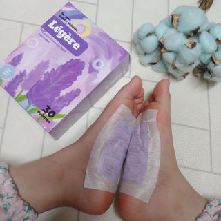 [레제르] 아로마 수액패치 발패치 30매입 -라벤더향/유칼립투스향/대나무향 — 3.5점을 준 리뷰어가 2022년 5월 올린 사용 사진