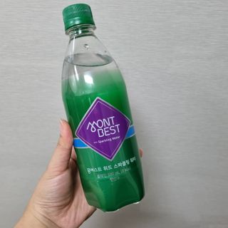 몽베스트 Montbest with Sparkling water Plain 20병 — 5점을 준 리뷰어가 2021년 11월 올린 사용 사진