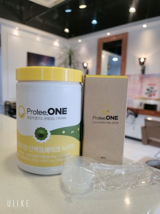 프로티원 단백질쉐이크 녹차맛 2주분 1통+보틀 — 5점을 준 리뷰어가 2021년 4월 올린 사용 사진