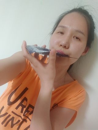 참앤들황토농원 국내산 흑염소를 정성스럽게 담은, 프리미엄 흑염소 진액 70ml x 30포 1박스 — 5점을 준 리뷰어가 2023년 1월 올린 사용 사진