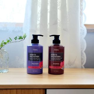 쿤달 [KUNDAL 공식] 프리미엄 헤어 케어 스페셜 세트 샴푸 500ml &amp; 트리트먼트 500ml — 5점을 준 리뷰어가 2021년 3월 올린 사용 사진