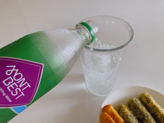 몽베스트 Montbest with Sparkling water Plain 20병 — 5점을 준 리뷰어가 2022년 6월 올린 사용 사진
