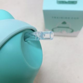 유비맘 트라이탄 코니빨대컵_컬러 랜덤 발송 — 5점을 준 리뷰어가 2020년 12월 올린 사용 사진