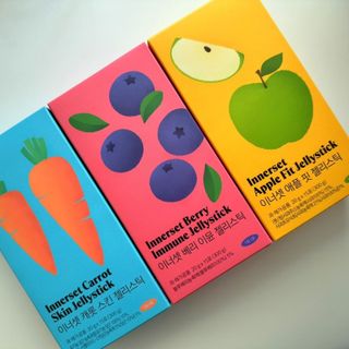 맛있게 골라먹는 이너셋 ABC젤리스틱 이너뷰티젤리 3종세트 15포X3박스 — 4점을 준 리뷰어가 2023년 4월 올린 사용 사진