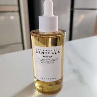 [스킨1004] 마다가스카르 센텔라 앰플 100ml — 5점을 준 리뷰어가 2024년 5월 올린 사용 사진