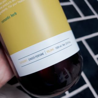 달리프 진저 베러 퍼퓸 탈모 완화 샴푸 1000ml 향 3종 — 4점을 준 리뷰어가 2020년 12월 올린 사용 사진