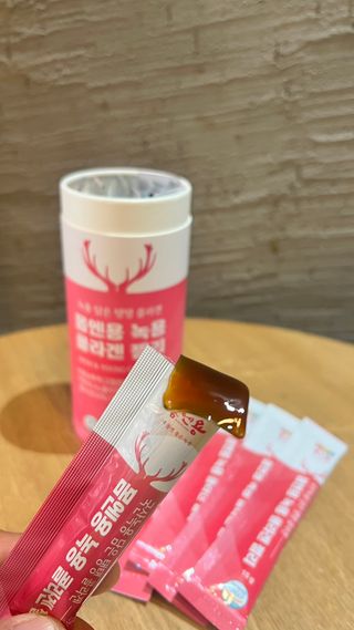 [몸엔용] 녹용 담은 탱탱 콜라겐 녹용 콜라겐 젤리 15g x 20포 — 5점을 준 리뷰어가 2022년 4월 올린 사용 사진